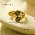 Anello aperto in acciaio dorato a costine con pietre naturali verdi da 2,5g - Taglia unica / Turchese Africano