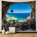 Tapisserie murale paysage côtier suspendue dans un salon minimaliste au décor moderne - Vue de Grotte Côtière (GT109620) / 73x95cm (Tissu Brossé)