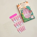 Detalle de uñas postizas de Navidad con purpurina y adornos de copos de nieve plateados - Estilo Copo de Nieve de Navidad Rosa Blanco (XL-81-70)