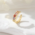 U-förmige Ohrmanschette mit goldener Wellenstruktur und bunten Kristallen - 14K Gold Welle Regenbogen Strass (H-12041)