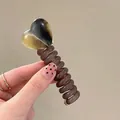 Amber-toned hair claw with large resin heart and spiral spring clip for children - Dark Coffee Heart/Dark Brown Spiral