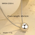 Collana a catena serpente d'argento con pendente a sfera e dettagli tecnici precisi - Sfera / Argento