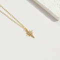 Collana minimalista placcata oro 14K con delicato ciondolo a stella con zirconi - Stella Ettagramma con Zircone (XL3333-2)