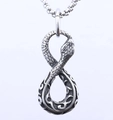 Collana con ciondolo serpente punk argento, totem infinito e trama retrò vintage - Colore Acciaio Senza Catena