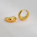 Minimalistische goldene Chunky Hoop Ohrringe mit poliertem Spiegel-Finish für Damen - Klein / Gold