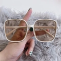 Gafas de sol cuadradas blancas de gran tamaño con cristales marrones de moda actual - Montura Blanco Roto / Lentes Té
