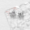 Detailed size view of silver metal glove pendants with 14mm dimensions for DIY jewelry - Cartoon Glove