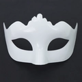 Masque de mascarade demi-visage blanc brillant avec finition polie pour hommes - Petite Couronne Blanc