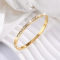 【160-5】gold Rectangular Single Row Of Diamonds