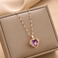 Collar de corazón oro rosa con gema púrpura en una caja de regalo beige - Rosa Degradado / Cadena de Oro Rosa