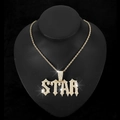 Collana hip hop dorata con ciondolo STAR e cristalli scintillanti su busto nero - Pendente Oro con Catena a Corda da 20 Pollici