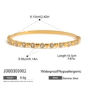 Gedetailleerde maatspecificaties voor vergulde roestvrijstalen hartring met witte kristallen - Hart Doorlopende Rij Armband (JDB0303002)
