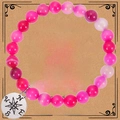 Bracciale in perle di agata rosa con ciondolo bussola su un biglietto regalo kraft - Bracciale in Agata a Strisce Rosse