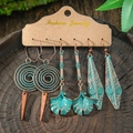 Bohemian vintage earrings set with bronze spiral pendants and teal ginkgo leaf charms - Spiral Wood Texture Ginkgo Leaf Style (HQEF-1076)