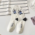 Weiße Baumwollsocken mit süßem schwarzen Katzenmotiv und Miao-Schriftzug für Damen - Einheitsgröße / Eine schwarze Katze-Miao-Muster