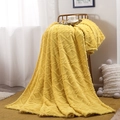 Heldergele fleece deken met geometrische diamanttextuur voor een comfortabele slaapkamer - Gembergeel / 70x100cm