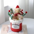 Confezione regalo di Natale con orsetto di peluche, renna e pupazzo di neve in cilindro - Orso con cappello rosso (con luce + sacchetto regalo)