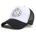 Klassieke zwart-witte truckerpet met Time Is Money print en ademend mesh materiaal - Verstelbaar / Zwart & Wit