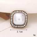 Foto macro de hebilla cuadrada vintage para zapatos de 2,1cm con perla, brillo y bronce - Estilo de Hebilla de Zapato Transparente / Estilo Perla Cuadrada Redondeada Strass (C432)