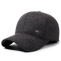 Gorra de béisbol de invierno gris oscuro con forro polar y detalle de logo GK de metal - Ajustable (56-60cm) / Gris