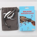 Silver shark guitar capo in zinc alloy with a grey storage bag and blue packaging box - Box with Velvet Bag / Bright Silver
