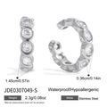 Dimensions détaillées du protège-oreille en acier argenté avec cristaux de zircone - Style Zirconia Blanc Argenté (JDE0307049-S)