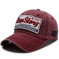 Berretto da baseball vintage in cotone lavato rosso scuro con ricamo retrò e patch 49 - Regolabile / Borgogna