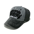 Detalle de gorra de béisbol vintage lavada con bordado NYPD y costuras decorativas - M (56-58cm) / Gris y Negro (A)