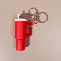 Mini portachiavi a tazza rossa con ciondolo a cuore dorato e chiusura a moschettone - Rosso