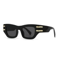 Lunettes de soleil œil de chat surdimensionnées noires avec détails dorés - C1 Monture Noire Noir Gris