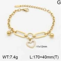 Pulsera de cadena de eslabones dorada con colgante de corazón de diamante y cuentas de metal - Dorado