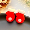 Weihnachtliche Ohrringe mit roten Harzhandschuhen und weißen Plüschdetails - Handschuhe (4530)