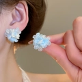 Orecchini a perno con fiori blu fatti a mano dal dolce design in stile coreano - Stile Fiore in Resina 3D Blu Chiaro (3#) / Blu