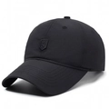 Cappellino da baseball sportivo nero traspirante da uomo con logo a scudo e protezione solare - Regolabile / Nero