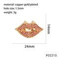 Detail eines vergoldeten Lippenanhängers mit rosa Zirkonia, Größe 24x14mm, Loch 1,5mm - Rosa Lippen