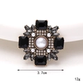 Vintage-Brosche in Gold mit schwarzem Edelstein und Perlen, 3,7 cm Durchmesser Zubehör - Schwarzer Edelstein Blume