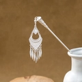 Spilla per capelli argento con decoro traforato e nappe su un vaso di ceramica fine - Nappa ad ago cavo a rombo (F375)