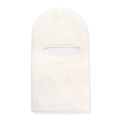 Détail de la cagoule tricotée blanche pour enfants montrant la texture douce et le trou - Blanc