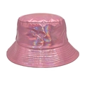 Detail eines rosa schillernden Fischerhuts aus PU-Leder mit Metallic-Reflektionseffekt - M (56-58cm) / Holographisches Rosa