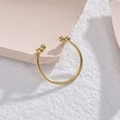 Anillo abierto ajustable minimalista con cuentas en acabado dorado pulido - Abierto Ajustable / Dorado