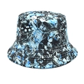 Detail eines blau-schwarzen Batik-Anglerhuts mit verstärkter, gesteppter Krempenkonstruktion - M (56-58cm) / Blau