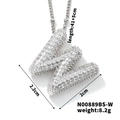 Collier avec pendentif lettre W argentée serti de zircons blancs sur chaîne fine - Lettre W