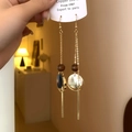 Pendientes vintage de cobre con cuentas de madera y borlas de concha negra en etiqueta - Estilo de Gancho / Marrón dorado