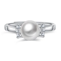 Minimalist silver ring featuring a central white pearl accented by side zircon diamonds - Pearl with Rhinestones / Platinum Color-J197