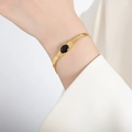 Bracciale a catena serpente dorata con pietra preziosa ovale nera in stile geometrico vintage - 17+3cm / Bracciale Oro Pietra di Vetro Nera