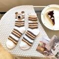 Simpatiche calze in pile a righe marroni con orecchie di cane 3D per l'inverno - Taglia unica / Bianco Caffè
