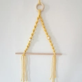Étagère murale bohème en corde de coton jaune faite main avec des perles en bois - 45*30cm / Jaune / Support de Mouchoirs