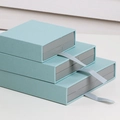 Stapel hellblauer PE-Folien-Schmuckboxen in den Größen klein, mittel und groß für Ringe - 7*7*2cm / Himmelblau