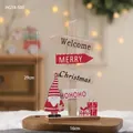 Adorno navideño de madera con gnomo de bienvenida y gorro de rayas rojas para escritorio - Papá Noel Señal de Tráfico