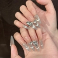 Unghie finte stiletto occhio di gatto grigio argento con strass e perle - XS / Stile Stiletto Lungo (895-细狗尖)